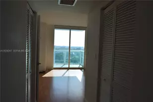 1800 N Bayshore Dr, Miami, FL 33132 - Photo 34