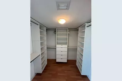 1800 N Bayshore Dr #2310, Miami, FL 33132 - Photo 38