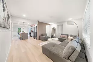 331 NE 42nd Ct, Oakland Park, FL 33334 - Photo 2