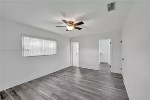 417 SE 4th St, Dania Beach, FL 33004 - Photo 14