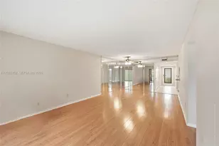15342 Lakes Of Delray Blvd, Delray Beach, FL 33484 - Photo 12