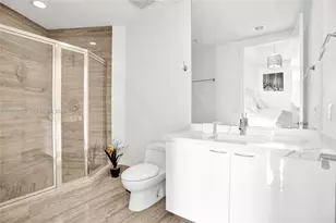 15901 Collins Ave, Sunny Isles Beach, FL 33160 - Photo 36
