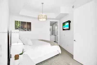 15901 Collins Ave #2807, Sunny Isles Beach, FL 33160 - Photo 32