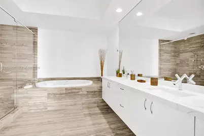 15901 Collins Ave #2807, Sunny Isles Beach, FL 33160 - Photo 28