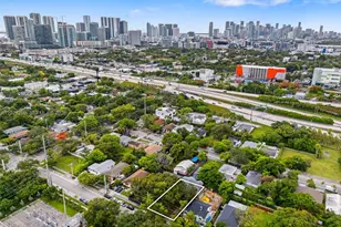 352 NW 41st St, Miami, FL 33127 - Photo 40