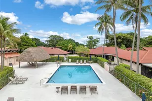 8176 Pine Cir, Tamarac, FL 33321 - Photo 26