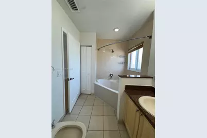 6004 SW 8th St #2, West Miami, FL 33144 - Photo 16