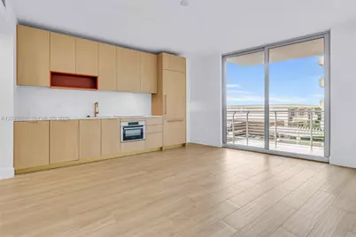 90 NE 32 #714, Miami, FL 33127 - Photo 2