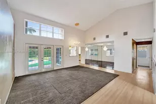 8860 Southern Orchard Rd S, Davie, FL 33328 - Photo 8