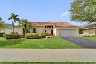8860 Southern Orchard Rd S, Davie, FL 33328 - Photo 2