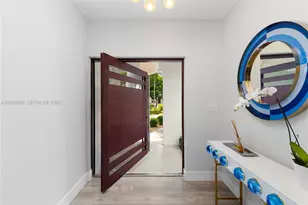 857 NE 98th St, Miami Shores, FL 33138 - Photo 4