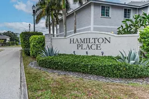 916 SE 17th Ct, Homestead, FL 33034 - Photo 1