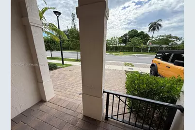 12856 NW 22nd Pl #12856, Miami, FL 33167 - Photo 8