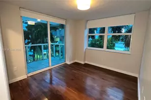 31 SE 5th St, Miami, FL 33131 - Photo 24
