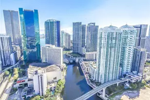 31 SE 5th St, Miami, FL 33131 - Photo 42