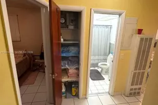 252 E 37th St, Hialeah, FL 33013 - Photo 22