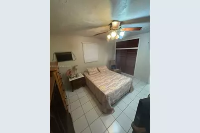 252 E 37th St, Hialeah, FL 33013 - Photo 30
