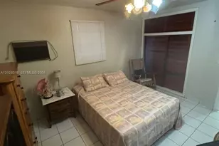 252 E 37th St, Hialeah, FL 33013 - Photo 30