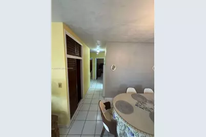 252 E 37th St, Hialeah, FL 33013 - Photo 20