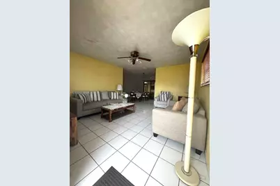 252 E 37th St, Hialeah, FL 33013 - Photo 8