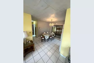 252 E 37th St, Hialeah, FL 33013 - Photo 12