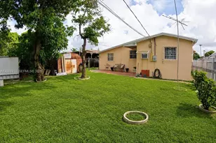 252 E 37th St, Hialeah, FL 33013 - Photo 48