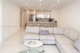 19390 Collins Ave, Sunny Isles Beach, FL 33160 - Photo 12
