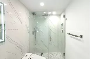 19390 Collins Ave, Sunny Isles Beach, FL 33160 - Photo 20