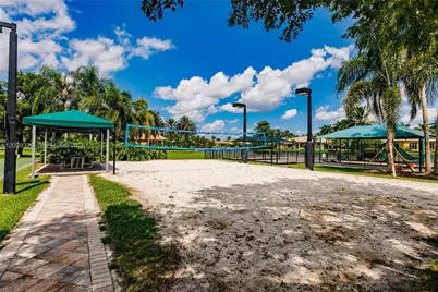 3250 W Stonebrook Cir, Davie, FL 33330 - Photo 90