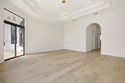 3250 W Stonebrook Cir, Davie, FL 33330 - Photo 32