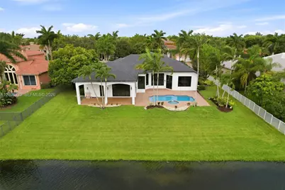 3250 W Stonebrook Cir, Davie, FL 33330 - Photo 74