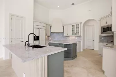 3250 W Stonebrook Cir, Davie, FL 33330 - Photo 14