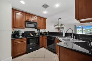 5927 Royal Way, Tamarac, FL 33321 - Photo 2