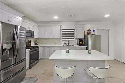 12100 SW 181st Ter, Miami, FL 33177 - Photo 12