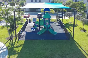 9717 W 34th Ln, Hialeah, FL 33018 - Photo 20