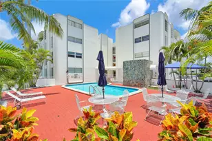 1075 93rd St, Bay Harbor Islands, FL 33154 - Photo 4