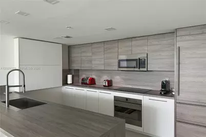 [Address not provided], Sunny Isles Beach, FL 33160 - Photo 18