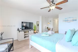 7904 West Dr, North Bay Village, FL 33141 - Photo 4