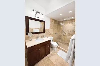 100 Lincoln Rd #602, Miami Beach, FL 33139 - Photo 18