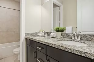 1507 SW 113th Ave, Pembroke Pines, FL 33025 - Photo 28