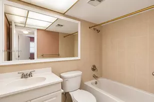 2811 N Pine Island Rd, Sunrise, FL 33322 - Photo 14