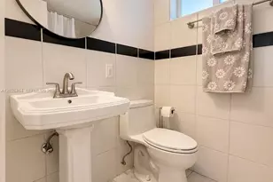 1400 Lincoln Rd, Miami Beach, FL 33139 - Photo 12