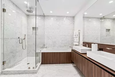 1000 Brickell Plz #PH6006, Miami, FL 33131 - Photo 16