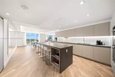 2301 Collins Ave #1432, Miami Beach, FL 33139 - Photo 8