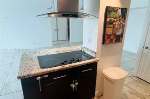 2655 Collins Ave, Miami Beach, FL 33140 - Photo 6
