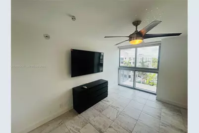 2655 Collins Ave #602, Miami Beach, FL 33140 - Photo 16