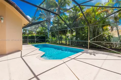 3852 Oak Ridge Cir, Weston, FL 33331 - Photo 34