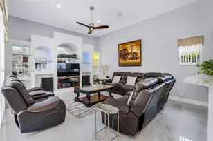 3852 Oak Ridge Cir, Weston, FL 33331 - Photo 12