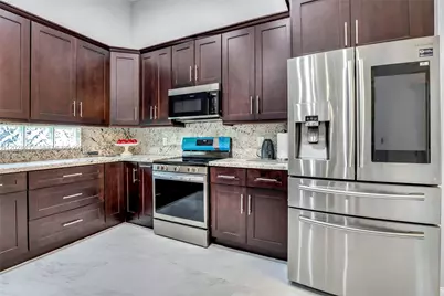 3852 Oak Ridge Cir, Weston, FL 33331 - Photo 6