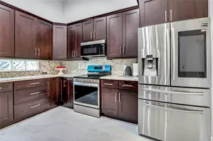 3852 Oak Ridge Cir, Weston, FL 33331 - Photo 6